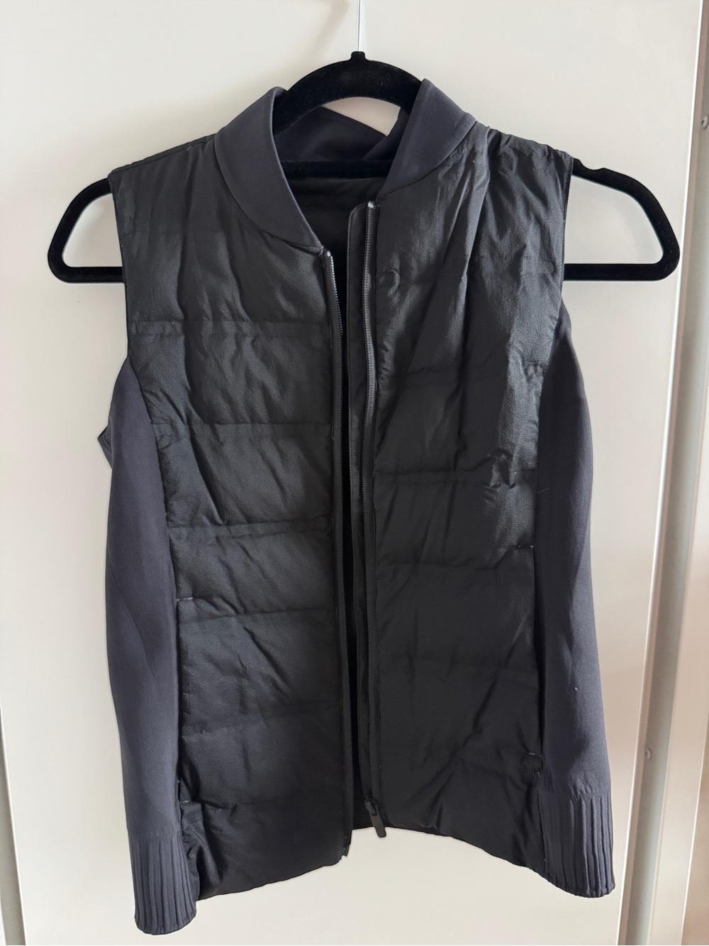 NEW lululemon down vest black size 2